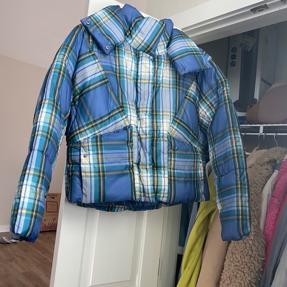 American Eagle Blue Plaid 8s Puffer 